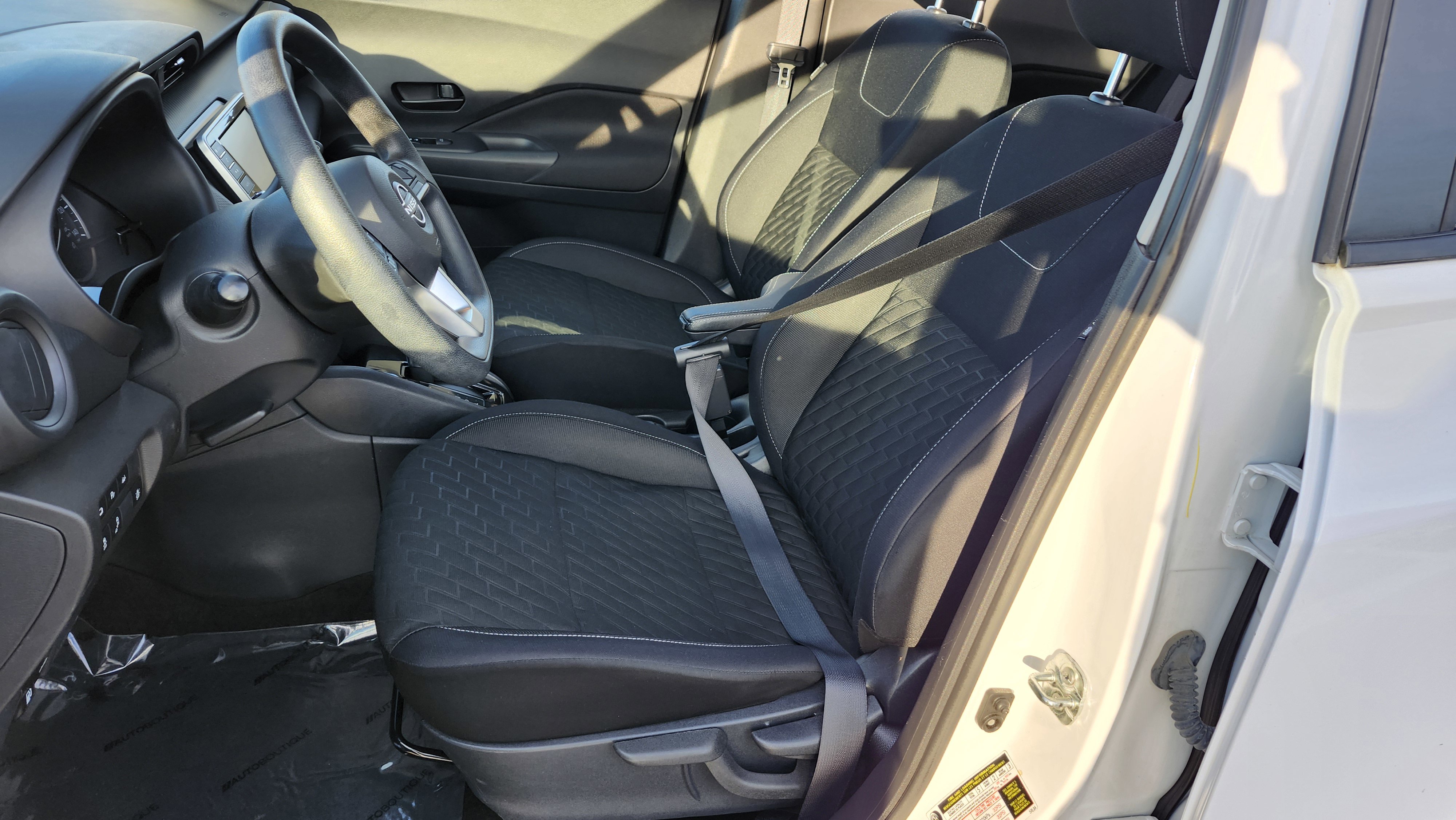 Used 2022 Nissan Kicks S image 22