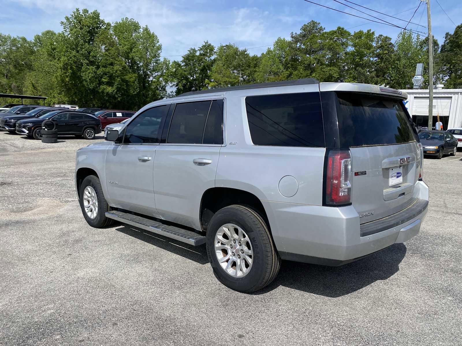 Used 2019 GMC Yukon SLT image 7