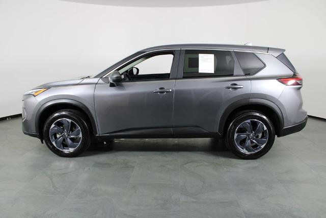 Certified 2024 Nissan Rogue SV image 9