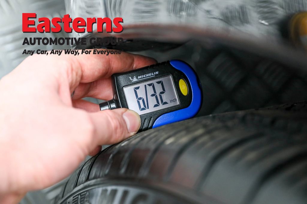 Used 2025 Toyota Corolla SE image 27