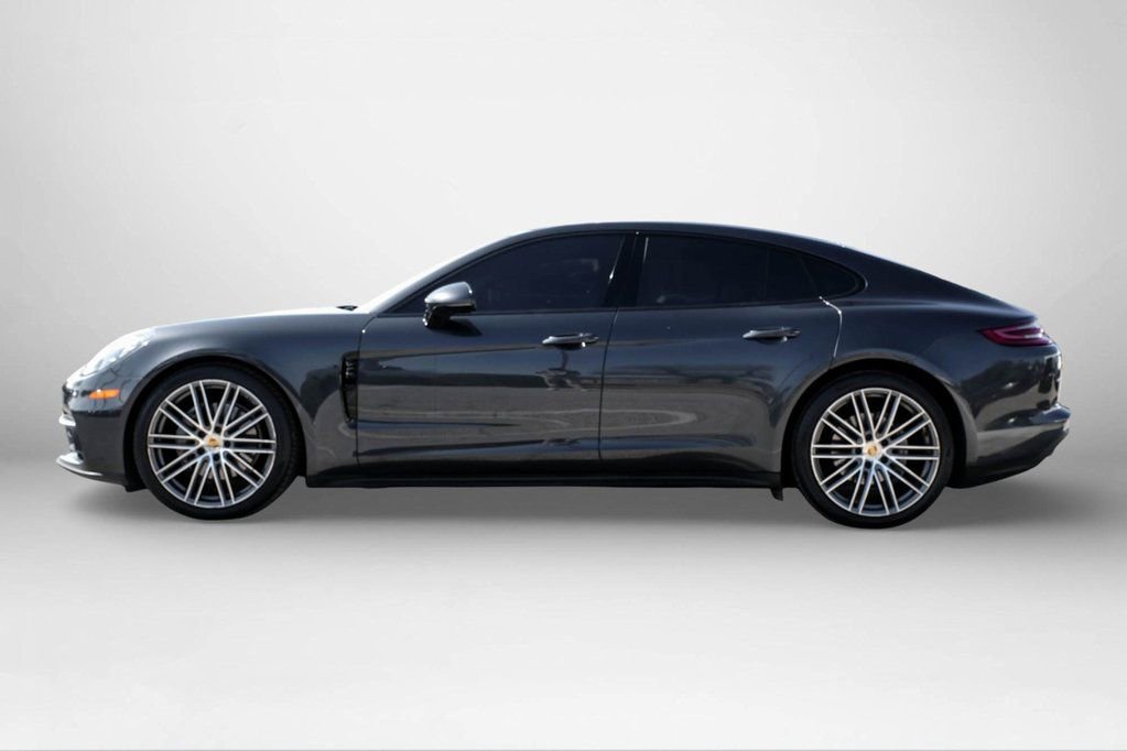 Used 2019 Porsche Panamera 4 image 8