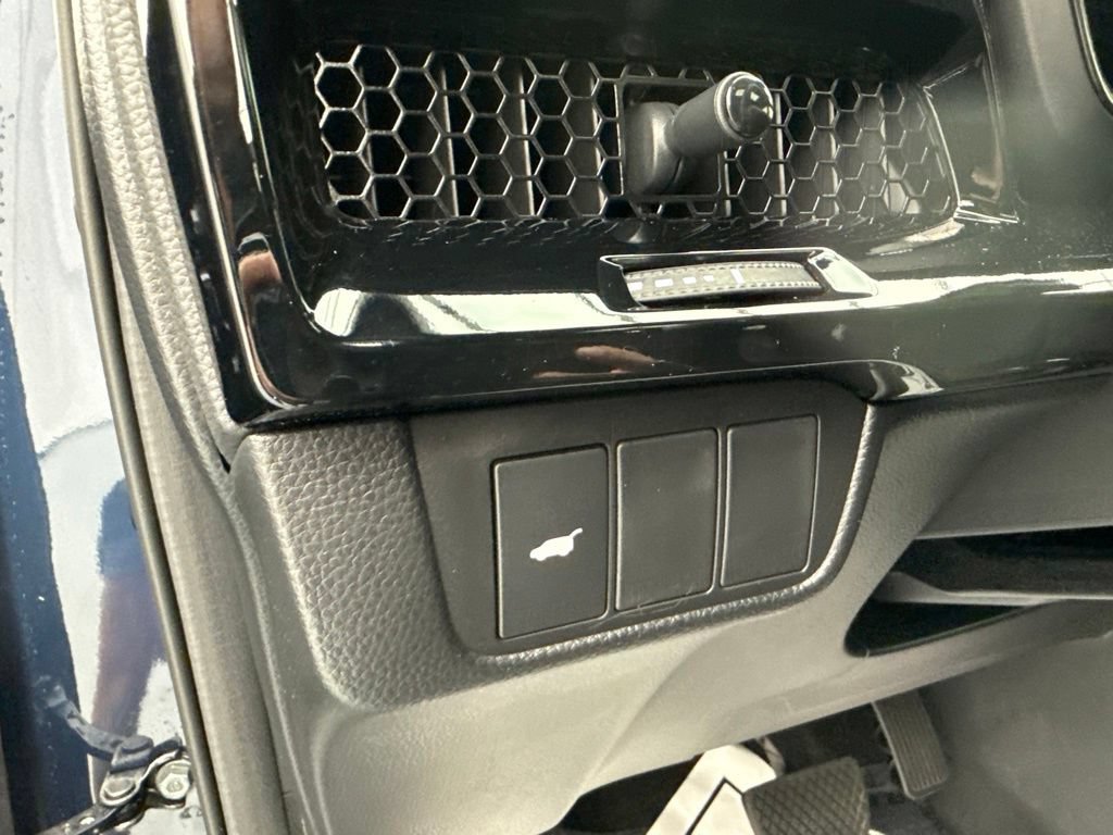 Used 2026 Honda CR-V Sport Touring image 21