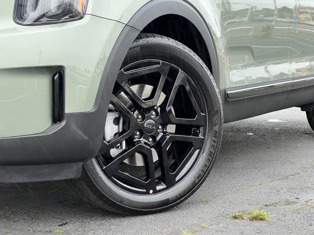 Used 2025 Kia Telluride SX Prestige X-Line AWD/4WD image 2