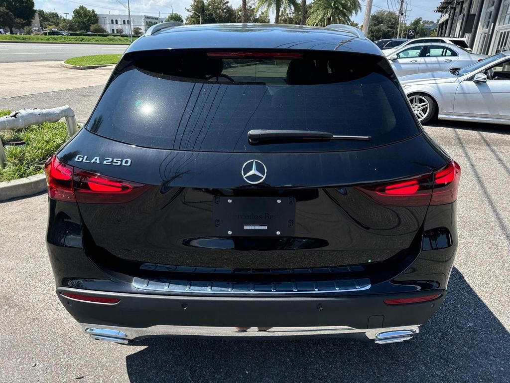 Used 2025 Mercedes-Benz GLA 250 image 5