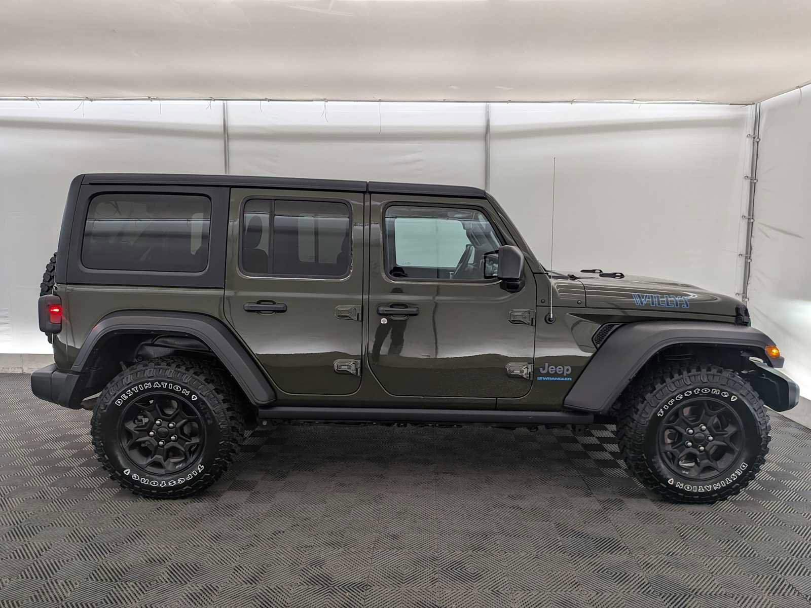 Used 2023 Jeep Wrangler Unlimited image 7