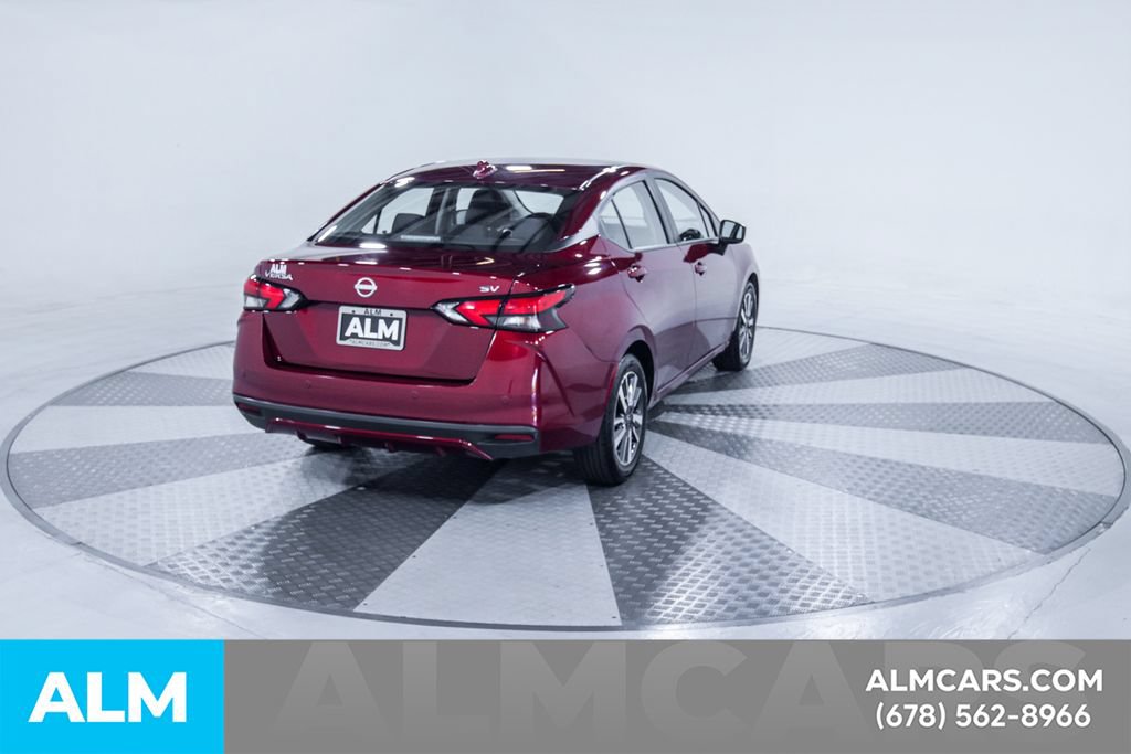 Used 2024 Nissan Versa SV FWD image 9