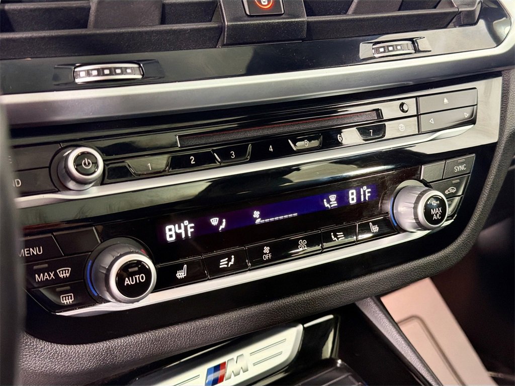 Used 2019 BMW X3 M40i image 15