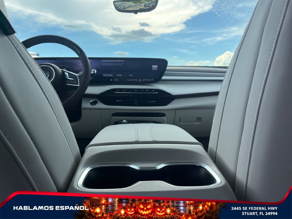 New 2026 Buick Enclave Avenir w/ Super Cruise Package AWD/4WD image 17