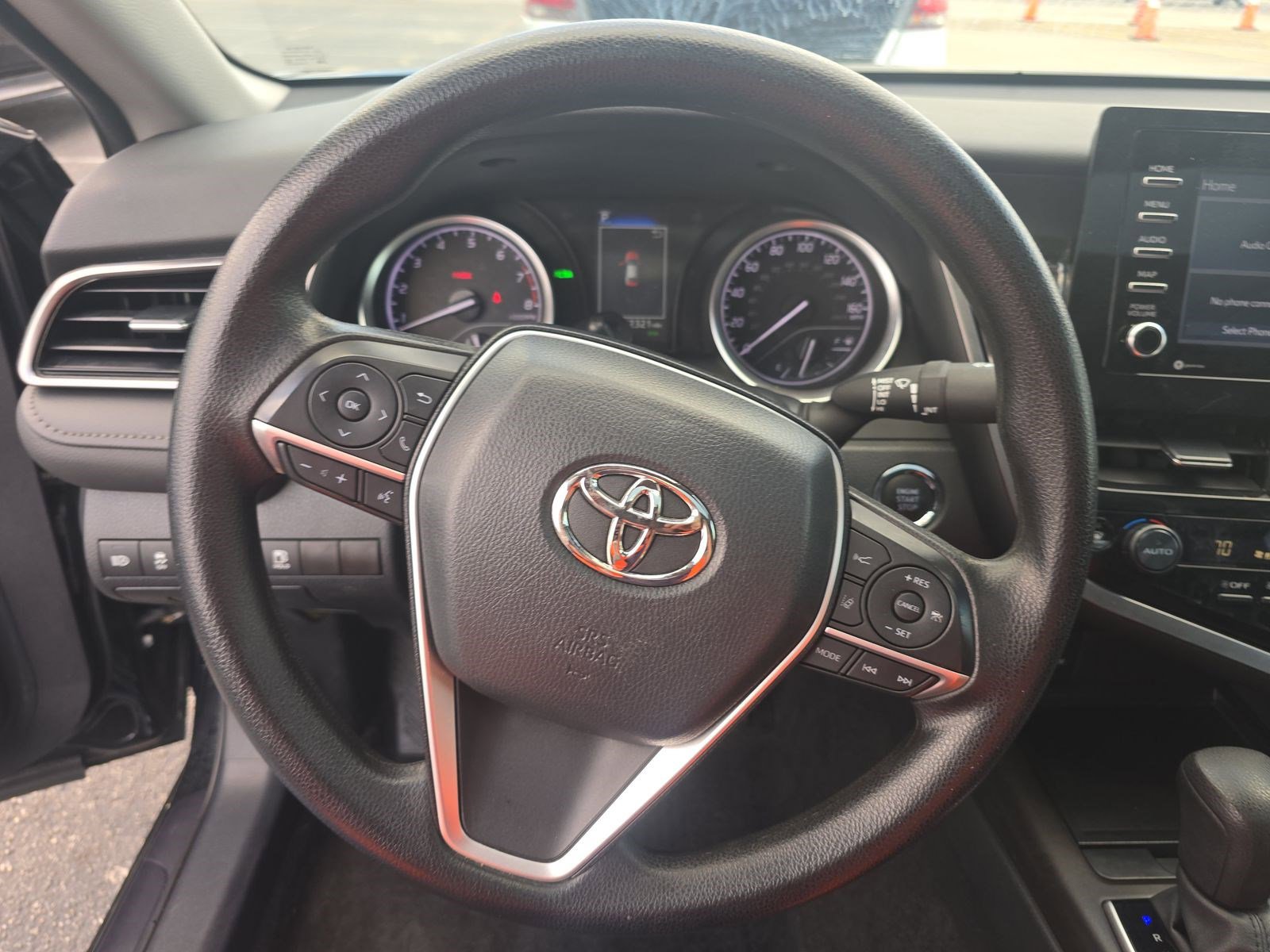 Used 2024 Toyota Camry LE w/ Convenience Package FWD image 15