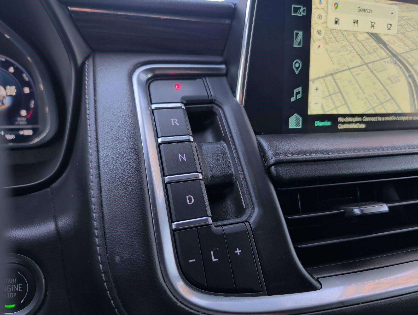 Used 2023 Chevrolet Suburban Z71 w/ Luxury Package image 17