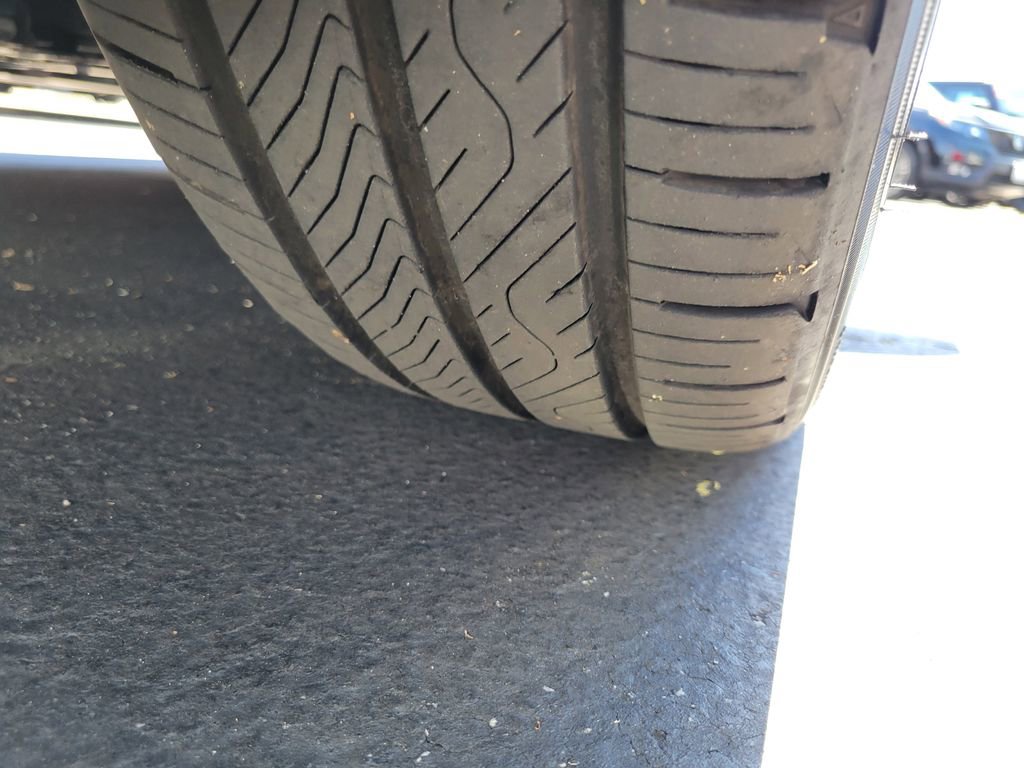 Used 2025 Toyota Prius Plug-In Hybrid w/ Limited Premium Package image 26