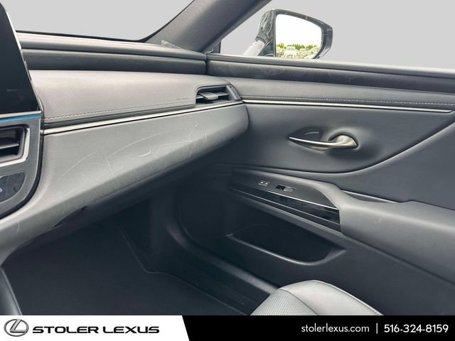 Certified 2023 Lexus ES 300h w/ Premium Package FWD image 39
