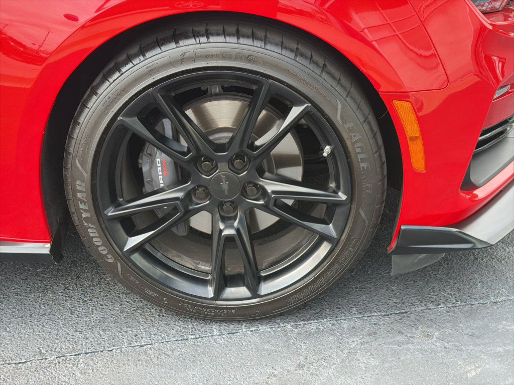 Used 2023 Chevrolet Camaro SS RWD image 30