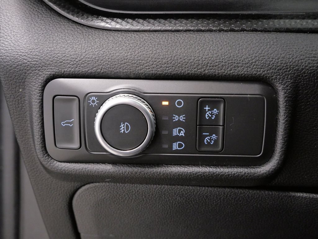 Used 2021 Ford Explorer ST w/ Equipment Group 401A AWD/4WD image 21