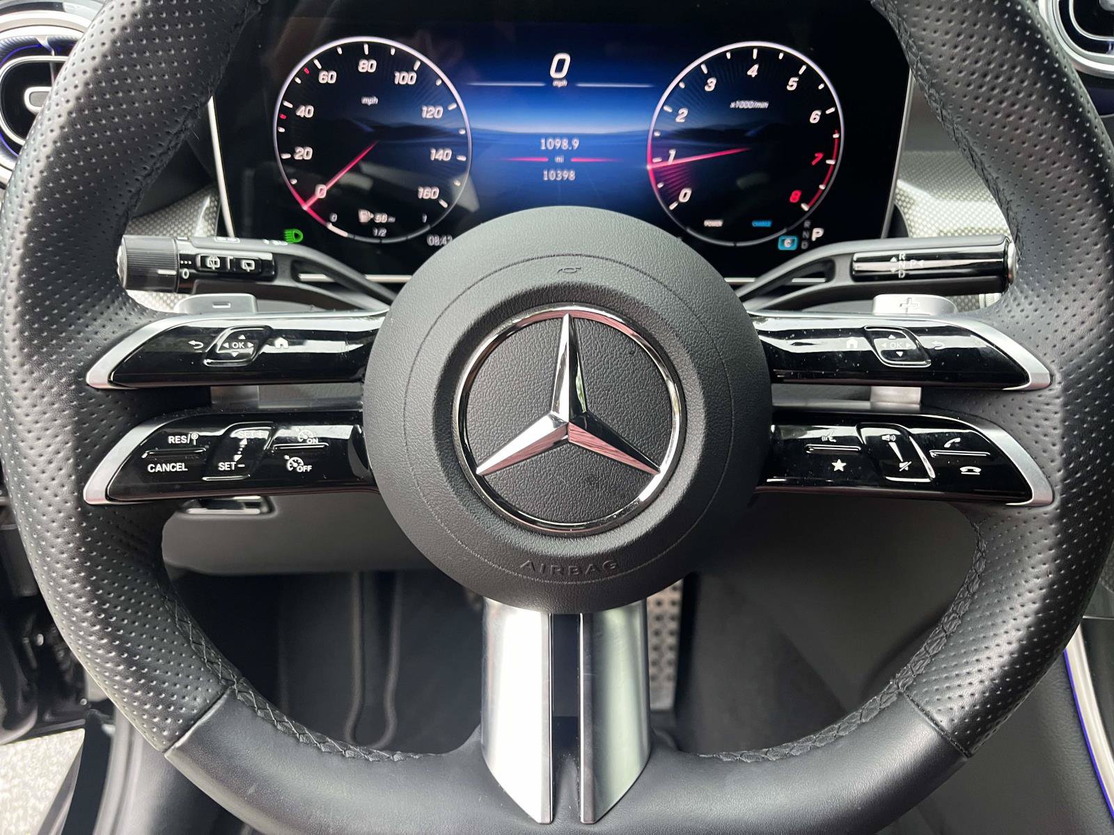 Certified 2025 Mercedes-Benz GLC 300 image 25
