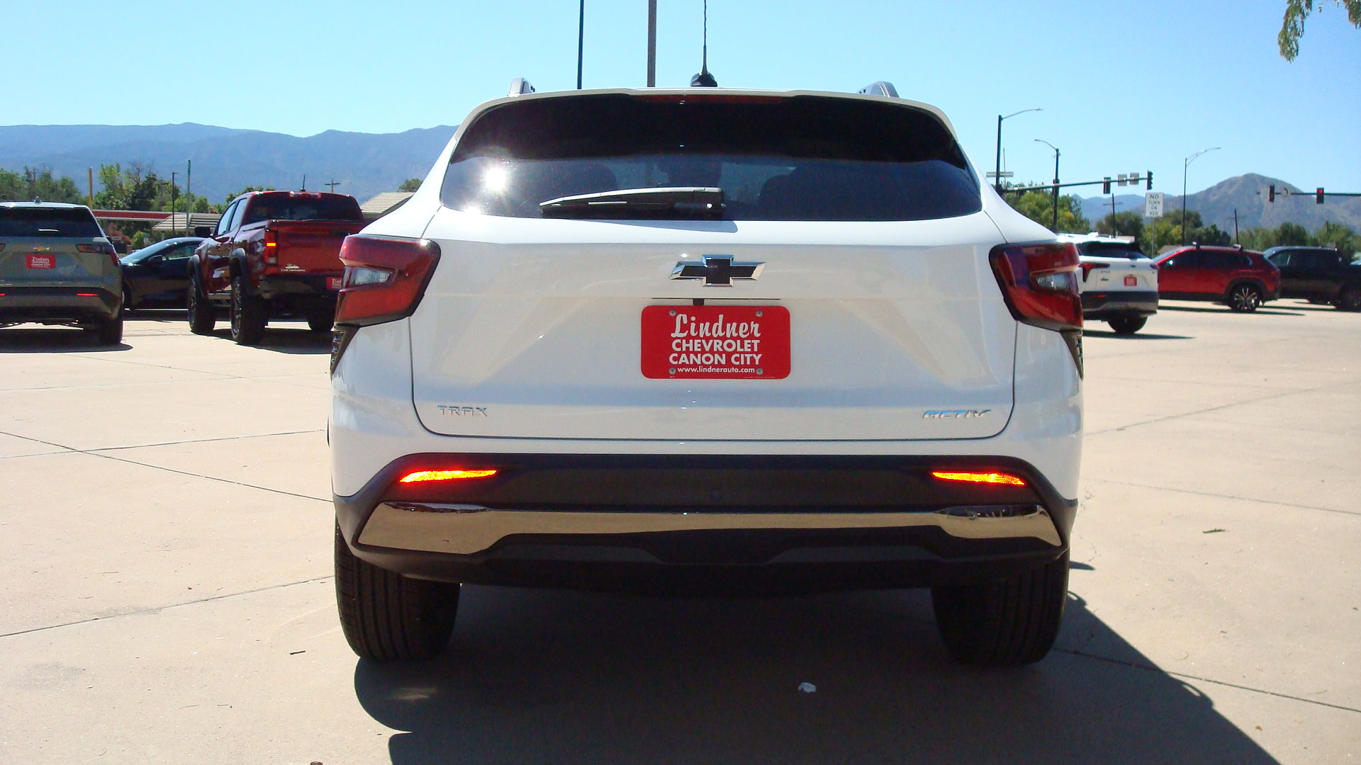 New 2025 Chevrolet Trax ACTIV w/ Sunroof Package image 5