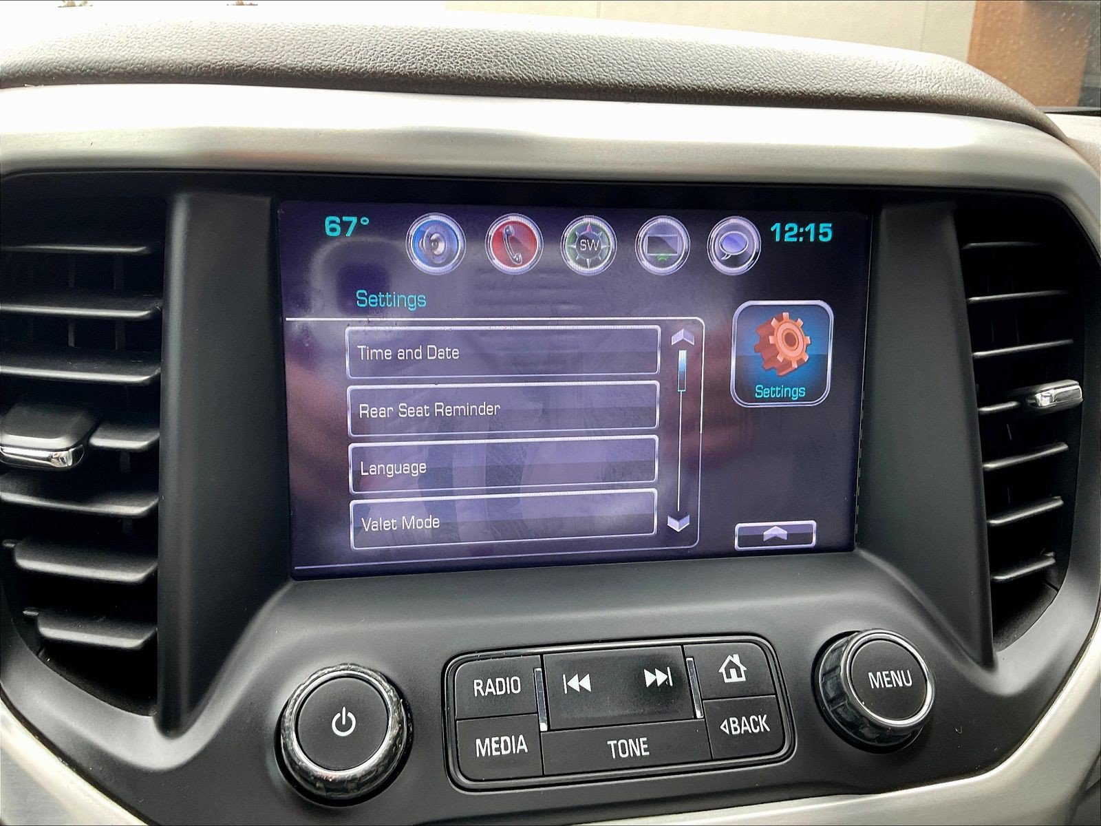 Used 2018 GMC Acadia SLT AWD/4WD image 17