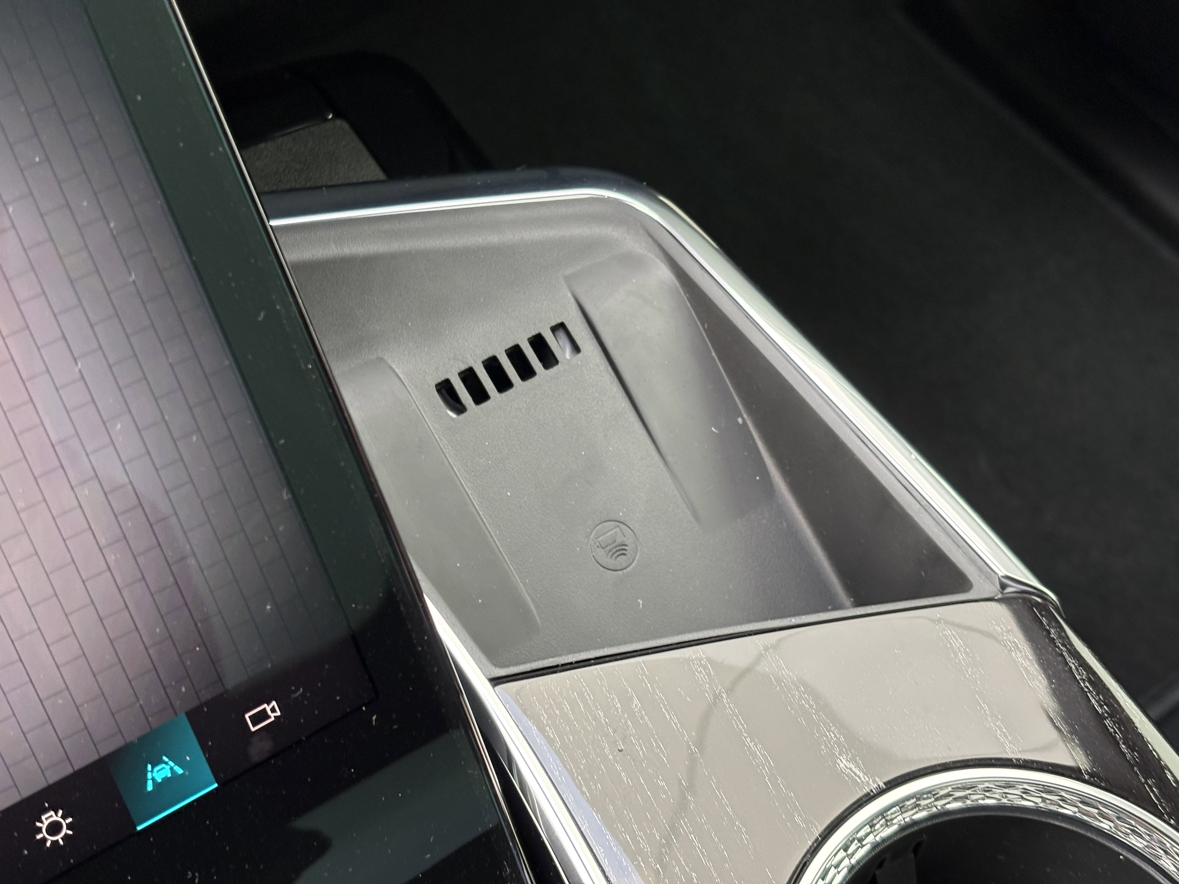 New 2026 Cadillac Escalade IQL Luxury image 33