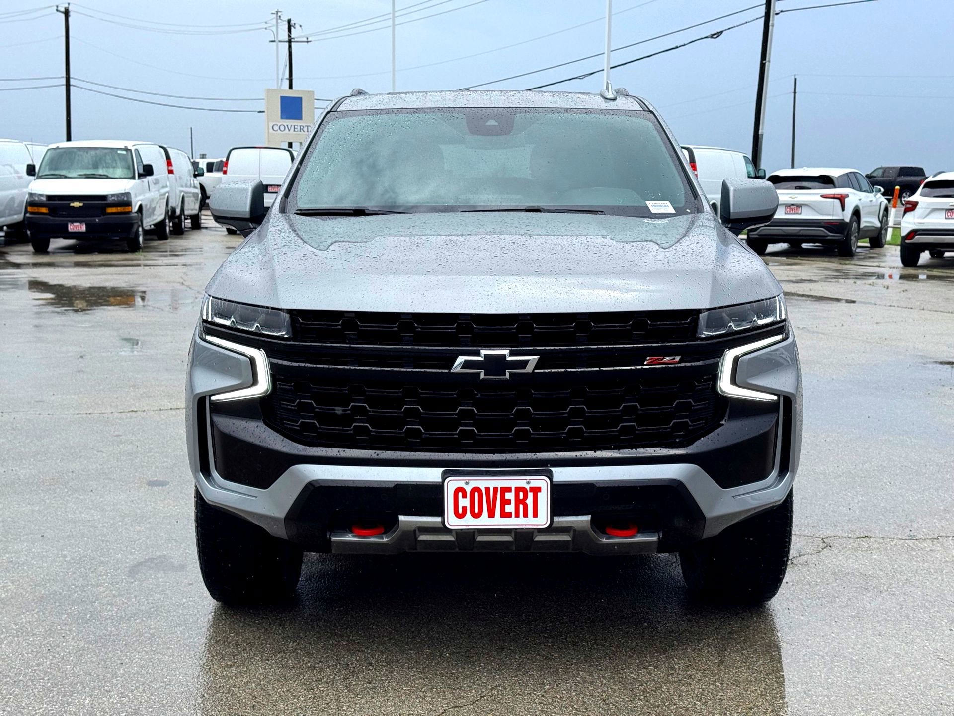 Used 2023 Chevrolet Suburban Z71 AWD/4WD image 3