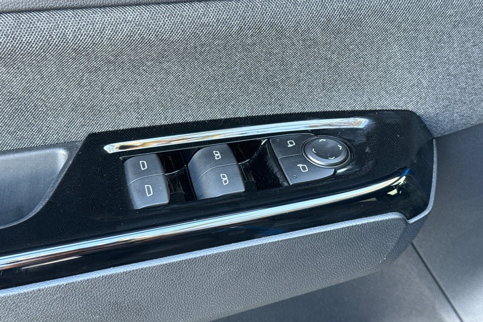 Used 2024 Honda Prologue EX image 14