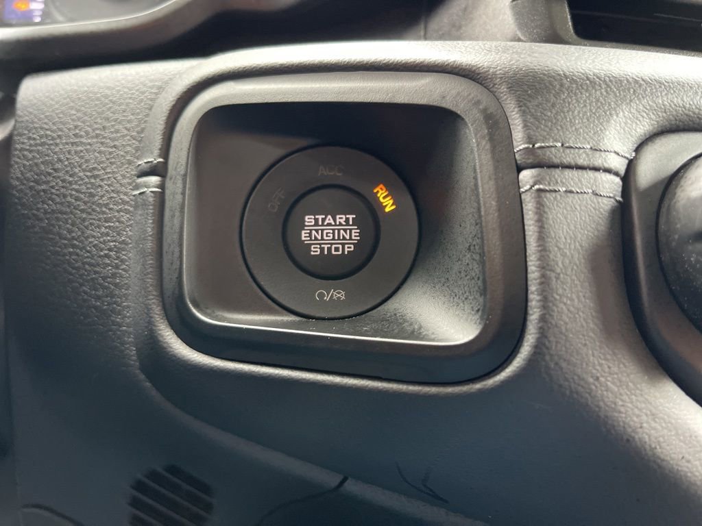 Certified 2025 Jeep Wrangler Unlimited Sahara w/ Safety Group image 14