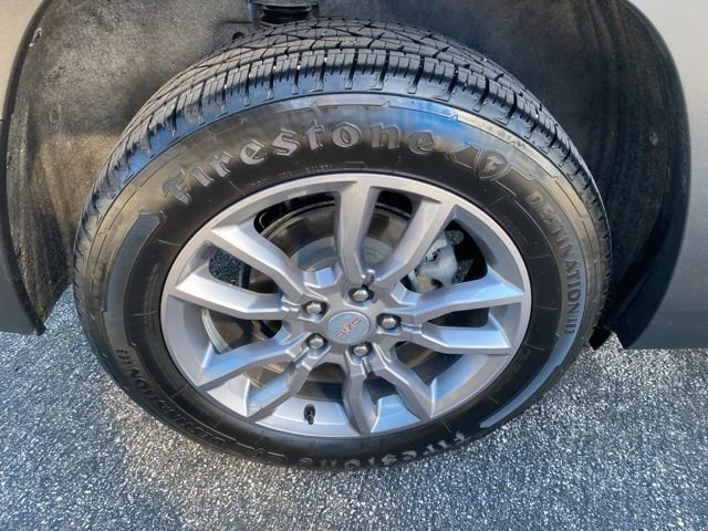 Used 2022 GMC Terrain SLT image 11