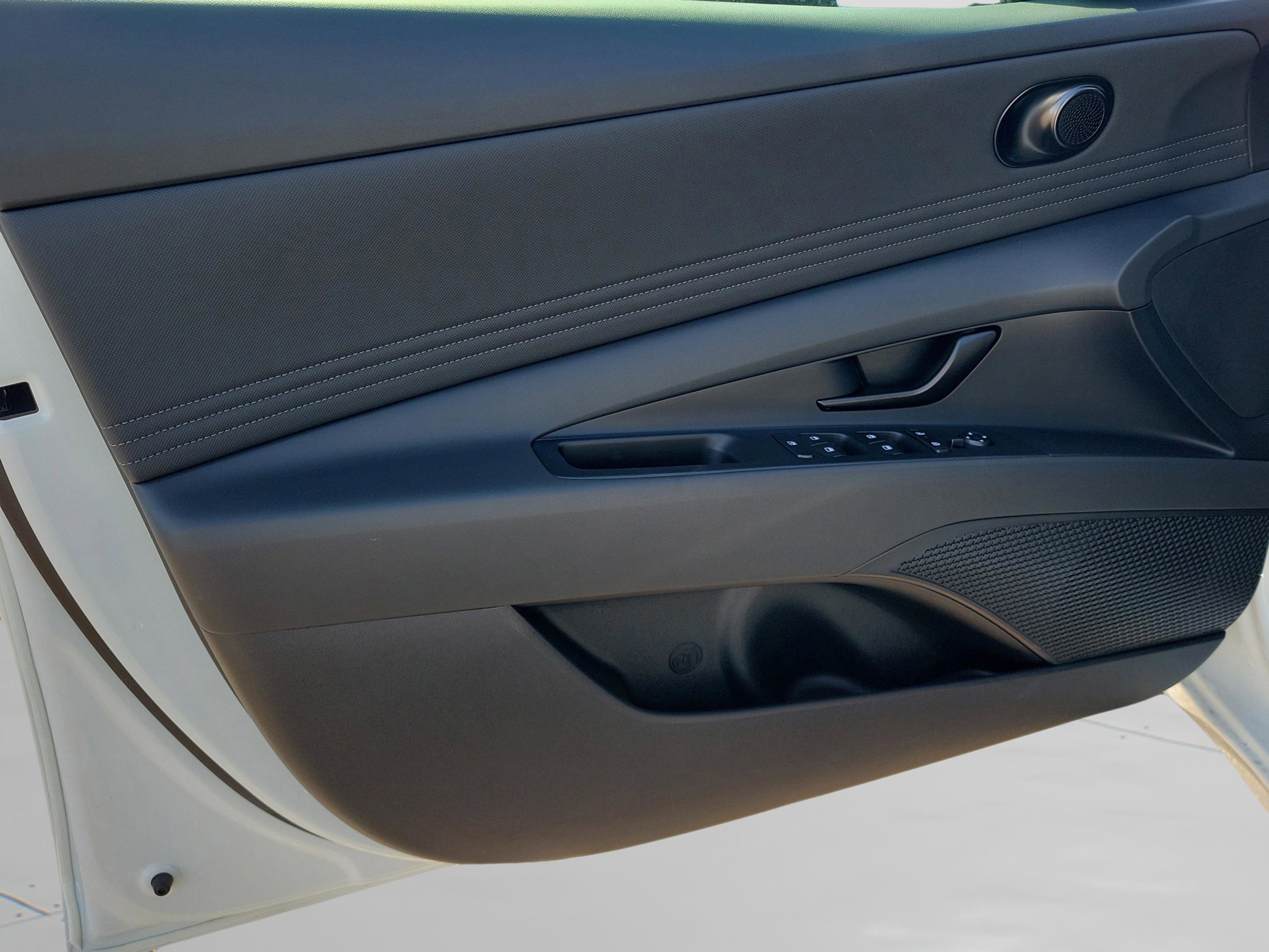 New 2026 Hyundai Elantra SEL Sport image 6