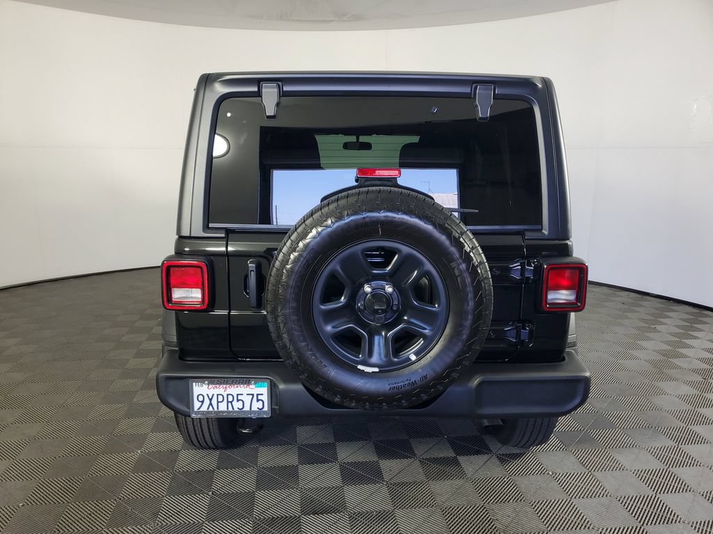 Used 2026 Jeep Wrangler Unlimited Sport AWD/4WD image 5