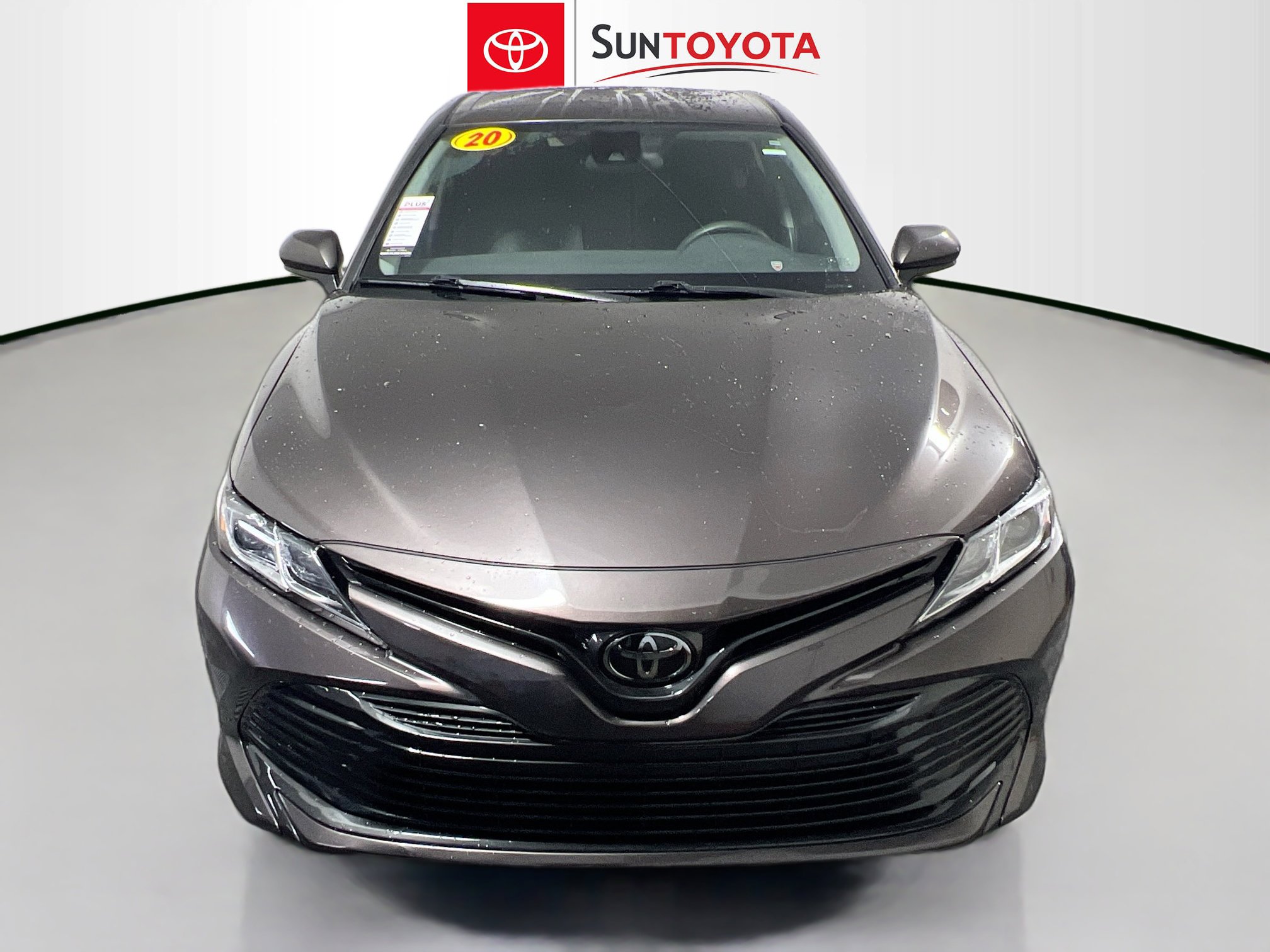 Used 2020 Toyota Camry LE FWD image 10