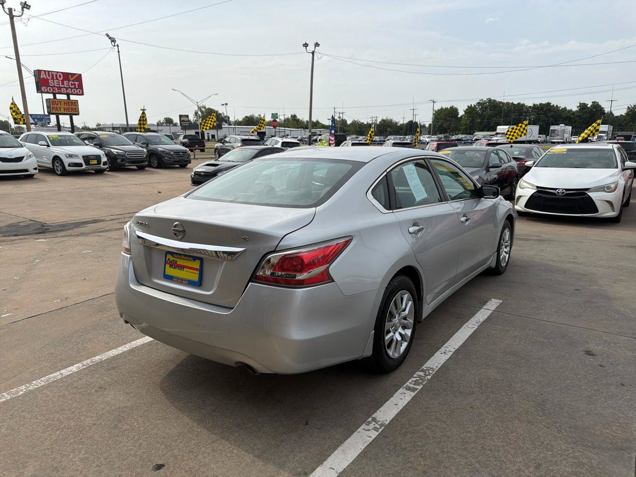 Used 2015 Nissan Altima 2.5 S w/ Power Driver Seat Package FWD image 5