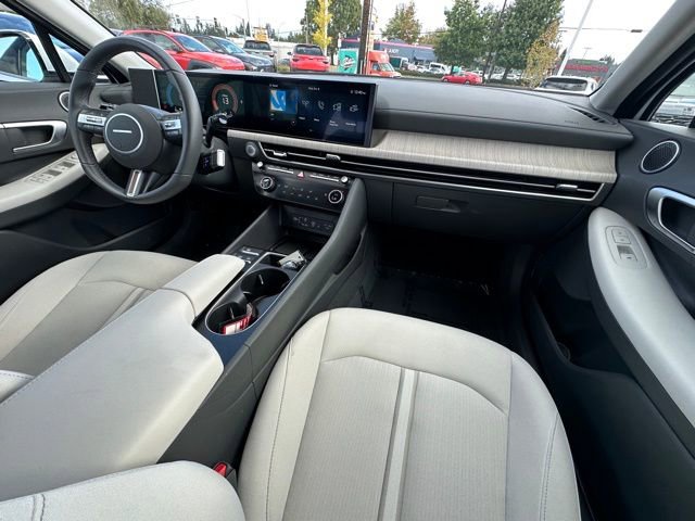 Used 2025 Hyundai Sonata SEL image 16