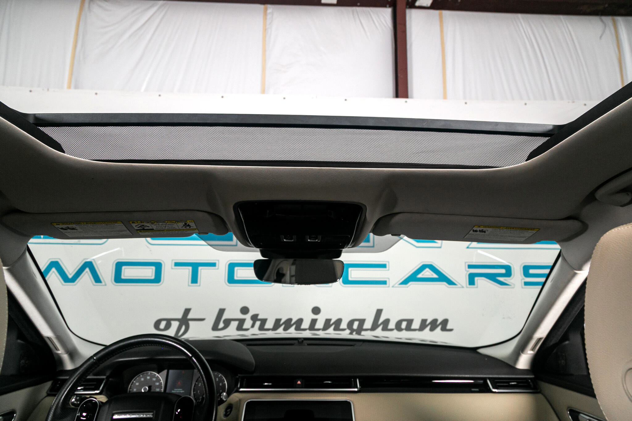 Used 2020 Land Rover Range Rover Velar S image 34