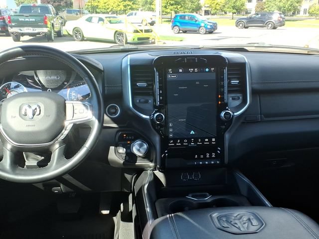 Used 2023 RAM 1500 Laramie AWD/4WD image 12