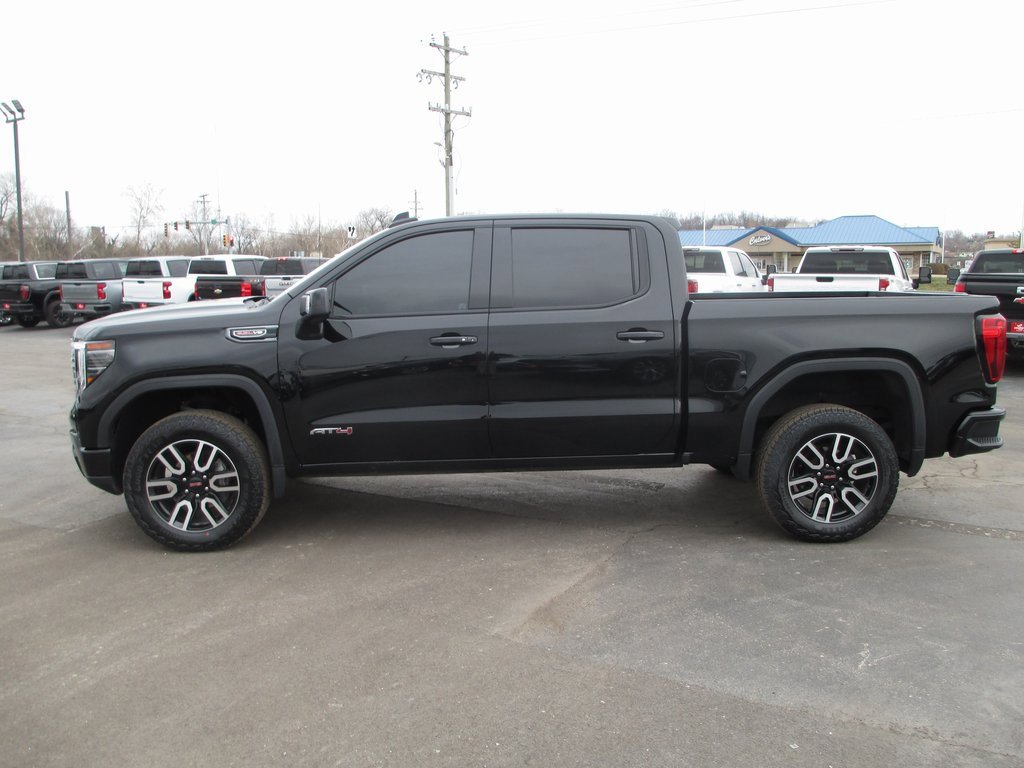 Certified 2022 GMC Sierra 1500 AT4 w/ AT4 Premium Package image 9