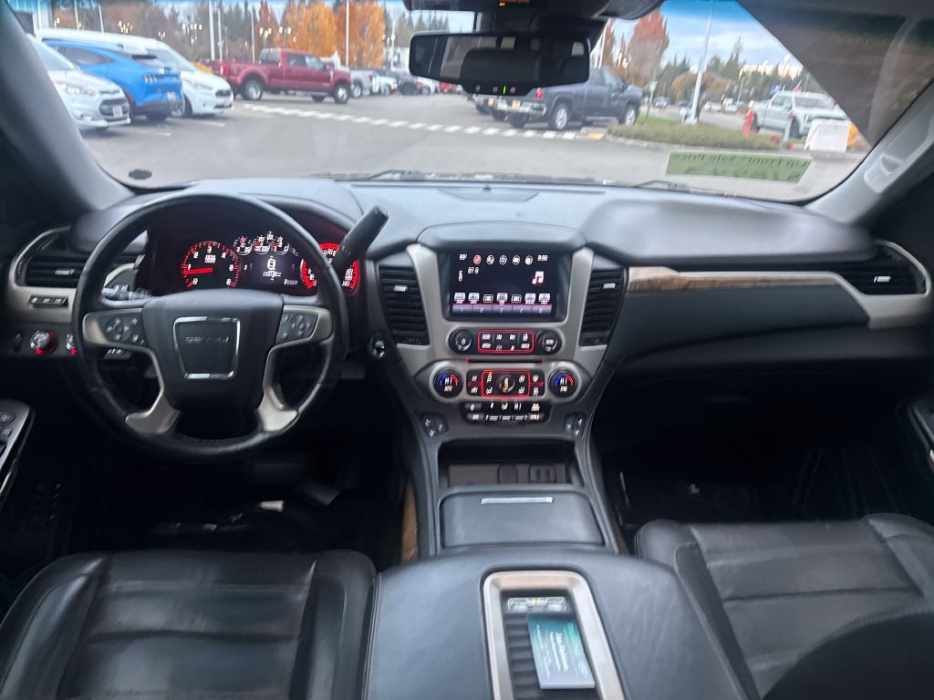Used 2016 GMC Yukon Denali w/ Open Road Package AWD/4WD image 15