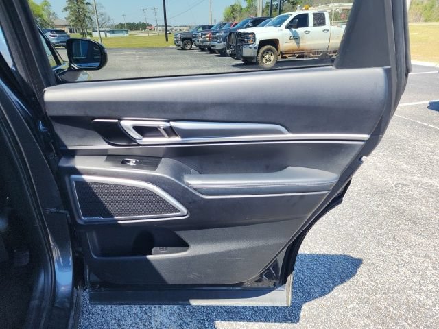 Used 2020 Kia Telluride LX FWD image 18