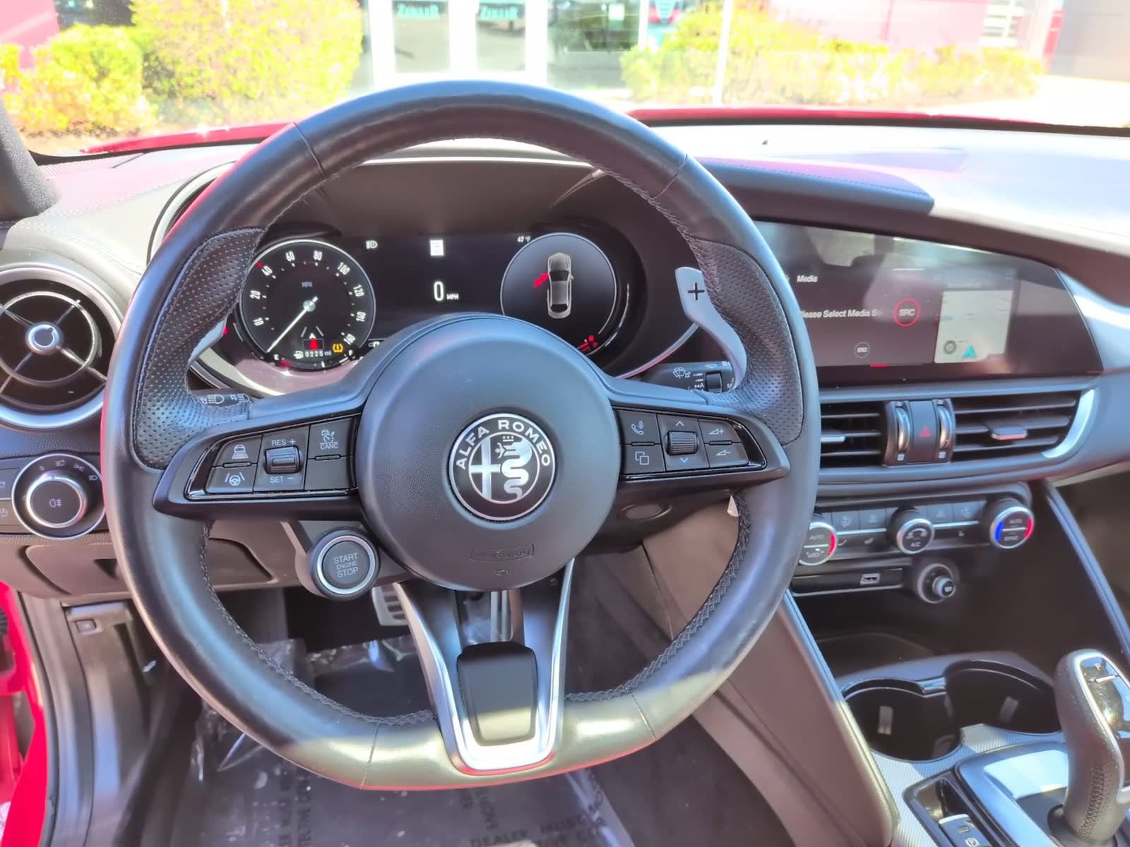 Used 2024 Alfa Romeo Giulia Veloce image 37