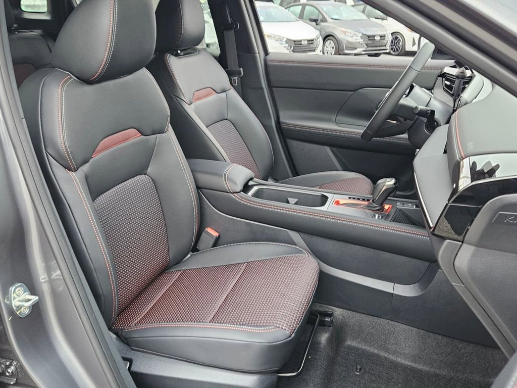 New 2026 Nissan Kicks SR w/ Cold Weather Package image 15