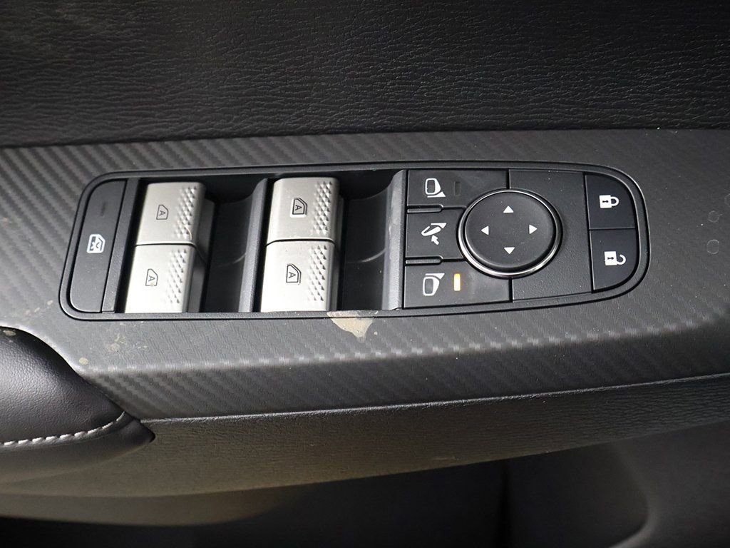 New 2026 Mitsubishi Outlander SE image 40