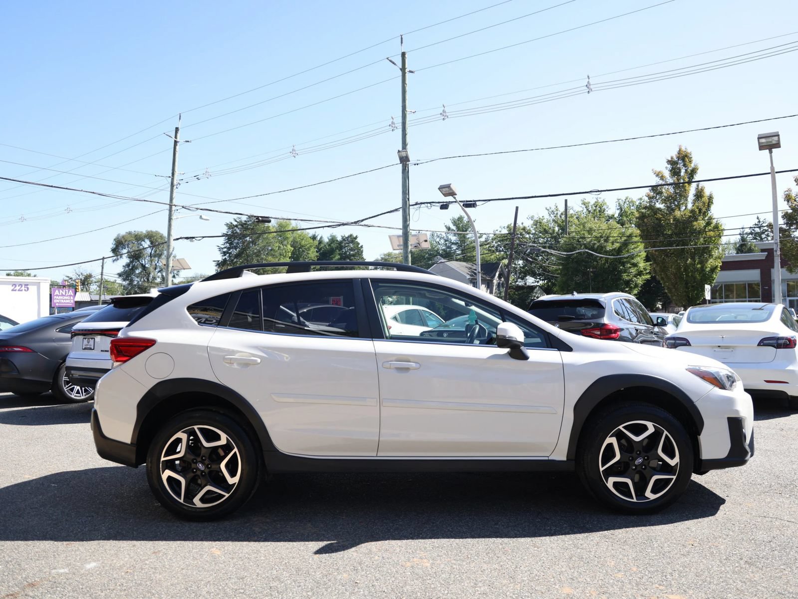 Used 2019 Subaru Crosstrek 2.0i Limited w/ Moonroof Package AWD/4WD image 5