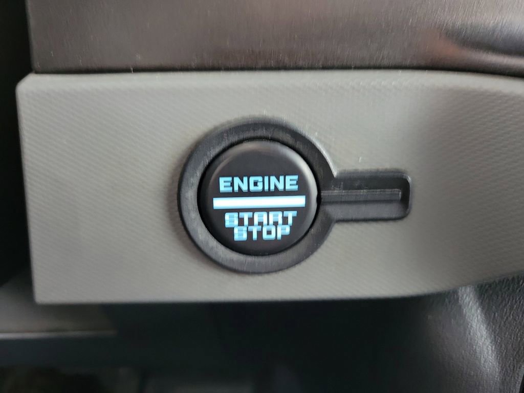 Used 2022 Ford Bronco Black Diamond image 28