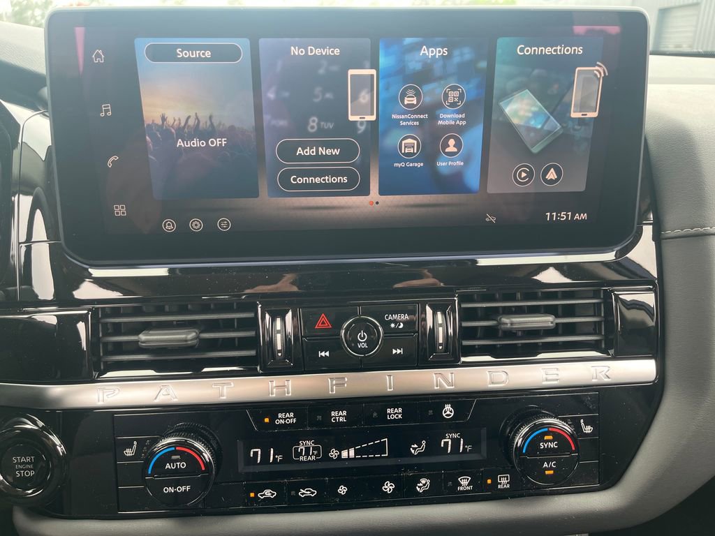 New 2026 Nissan Pathfinder SL FWD image 18