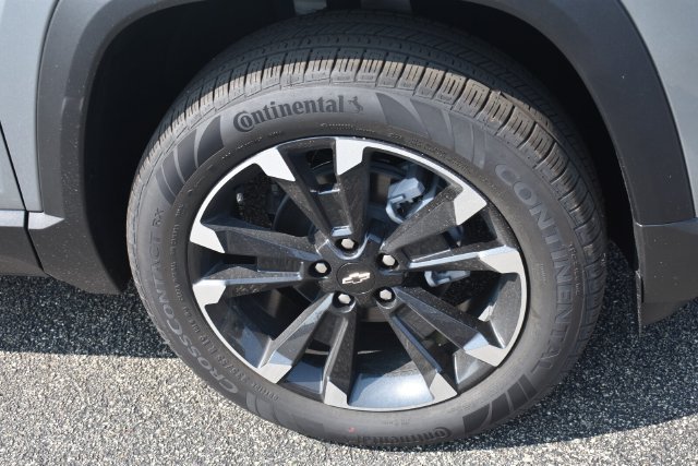 New 2027 Chevrolet Equinox RS w/ Convenience Package III FWD image 12