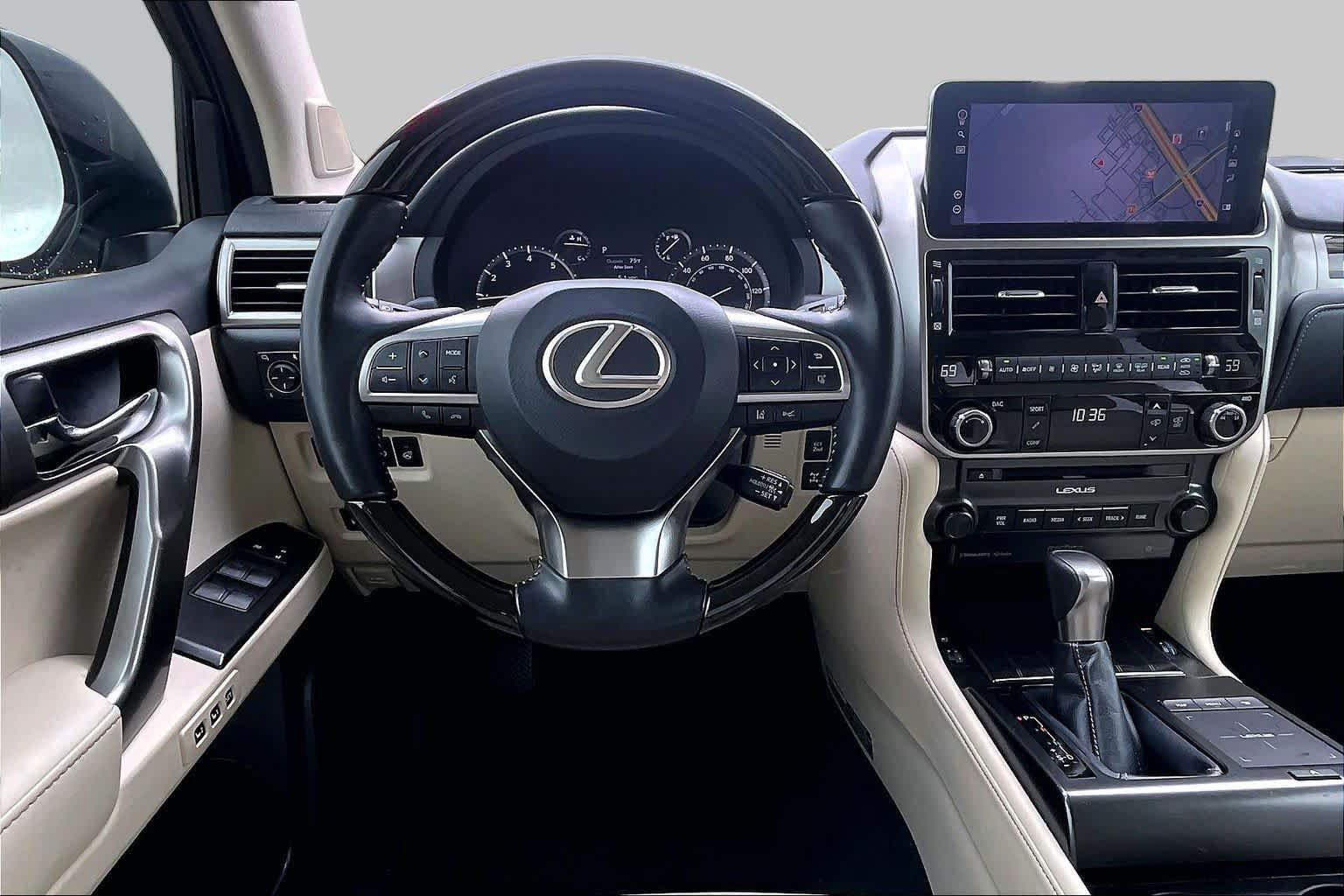 Used 2023 Lexus GX 460 Luxury w/ Sport Design Package AWD/4WD image 6