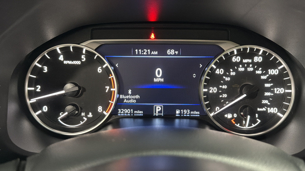 Used 2025 Nissan Altima 2.5 SV FWD image 20