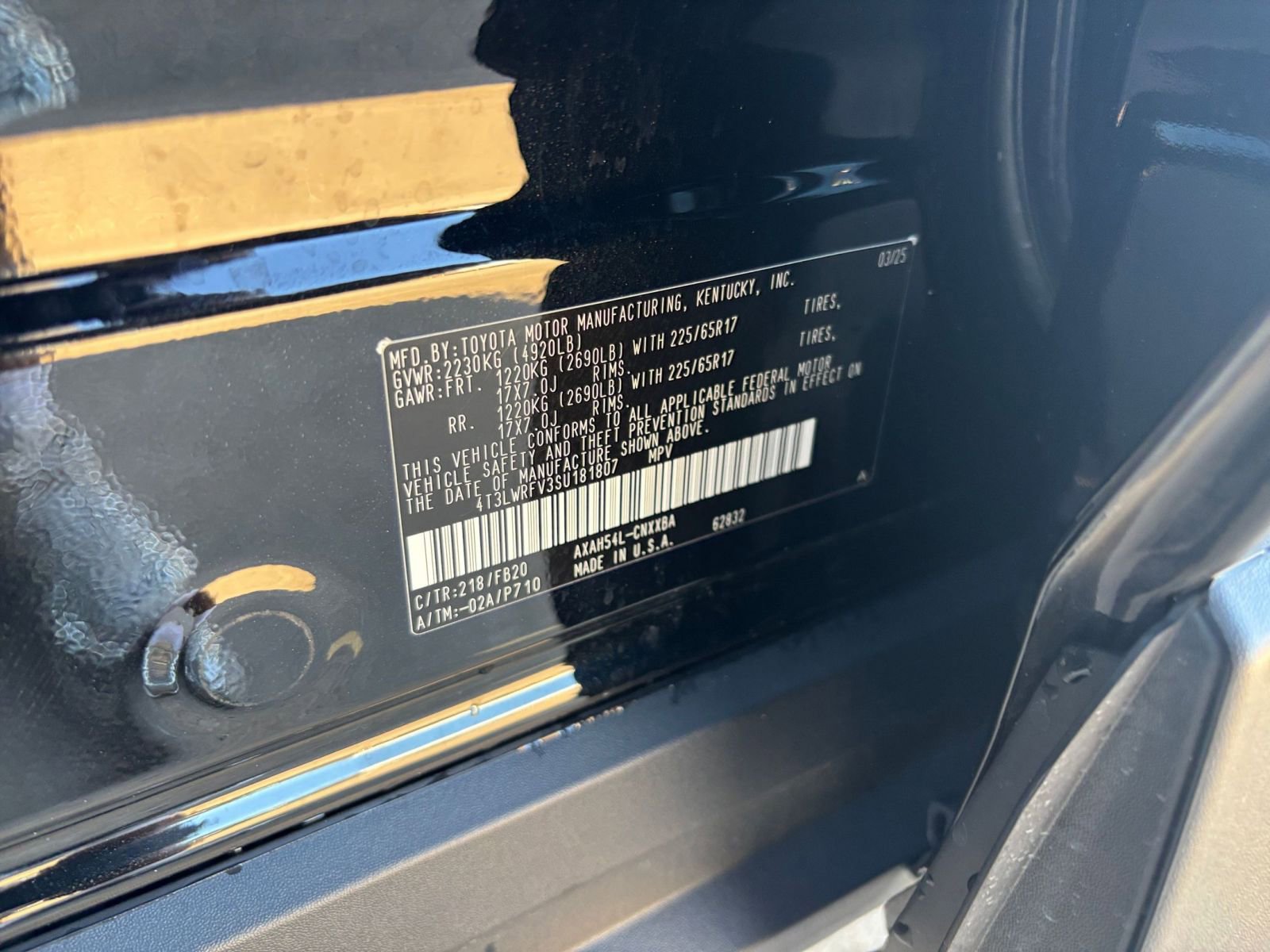 Used 2025 Toyota RAV4 LE image 27