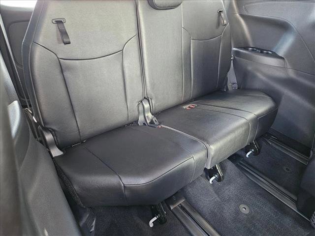 Used 2025 Toyota Sienna Limited image 20