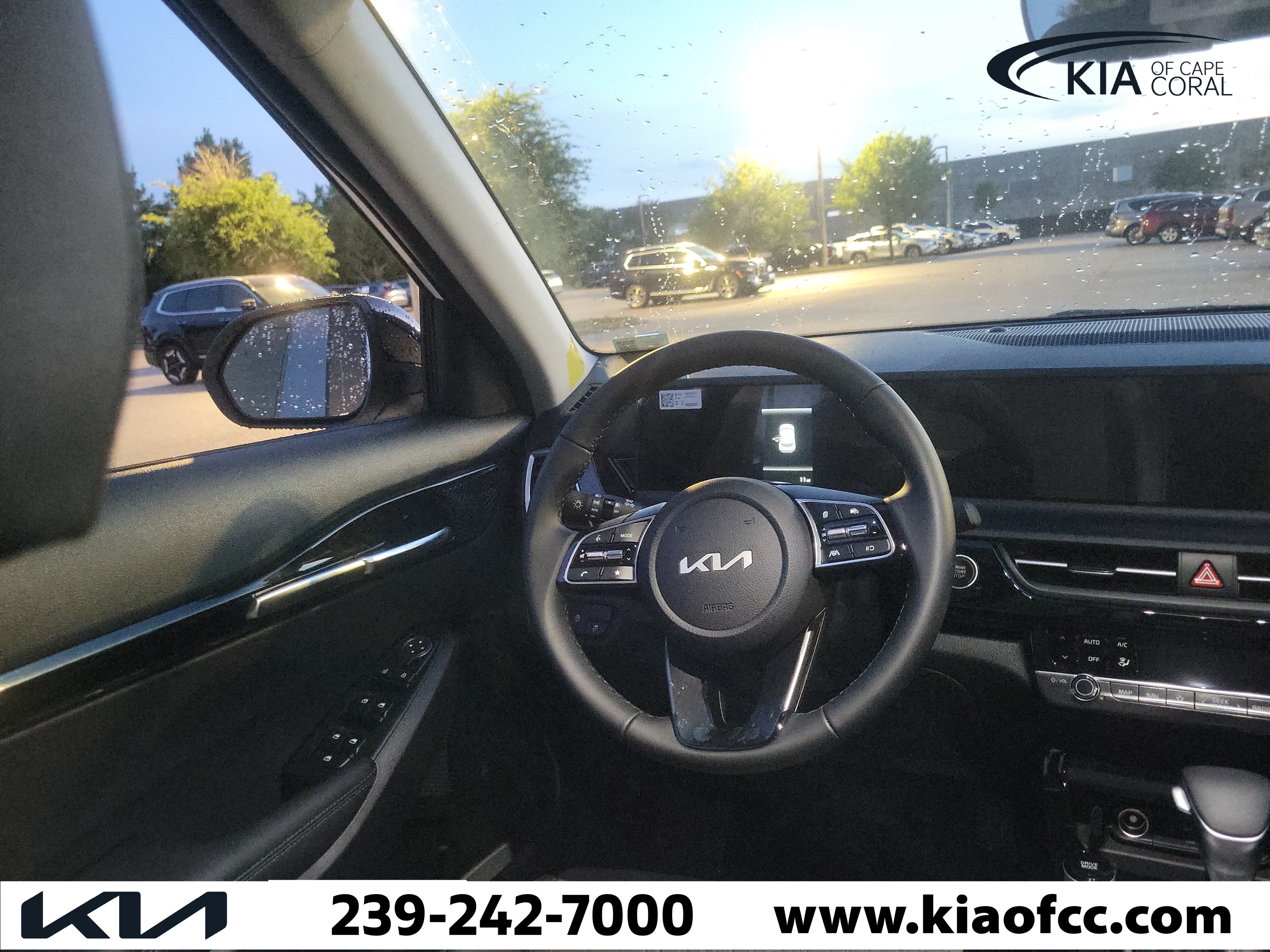 New 2026 Kia Seltos S FWD image 21