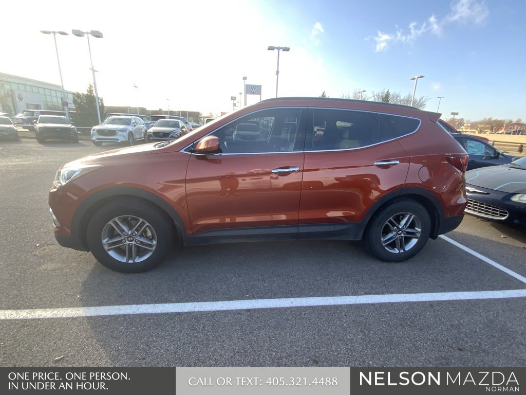 Used 2017 Hyundai Santa Fe Sport image 4
