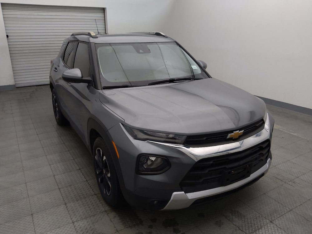 Used 2021 Chevrolet TrailBlazer LT w/ Sun and Liftgate Package FWD image 14